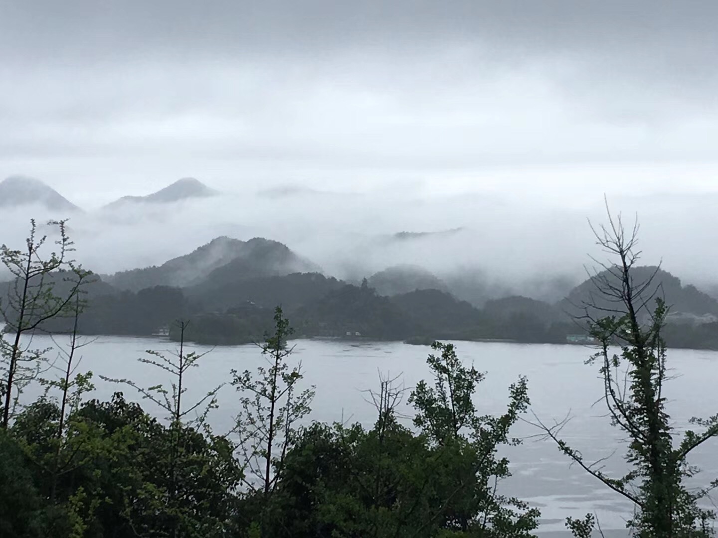 千岛湖 · 烟雨江南